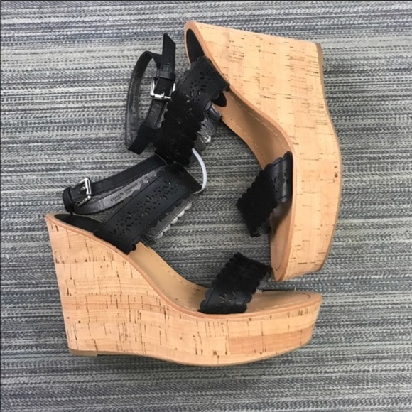 🥶😀NEW Coach - Gena Laser Cut Wedge - 9.5 - Picture 3 of 6